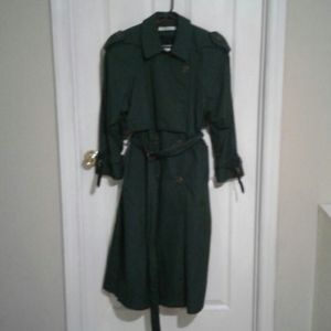 - Misty Harbor Original Trench Coat Green  RN15101